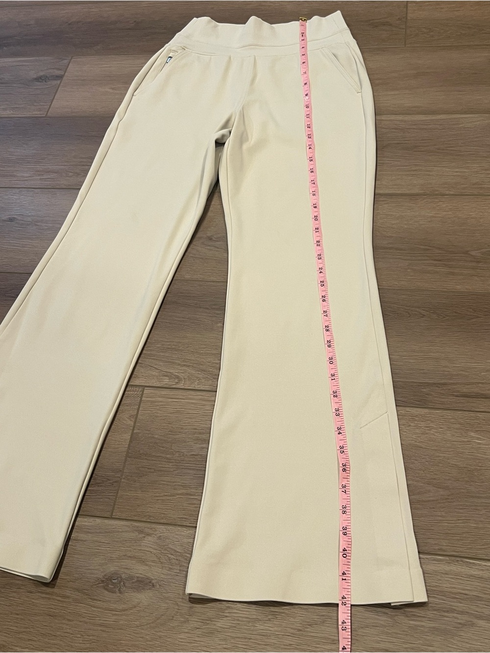 Athleta Venice Cream Flare Leg Performance Pants Size XS Side Slits - Picture 5 of 15